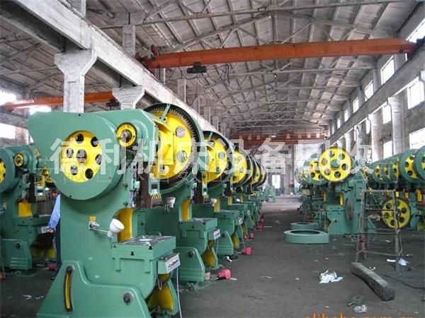 ����ͨ�ݶ��֙C(j��)�����գ�ͨ�ݔ�(sh��)�ؙC(j��)���O(sh��)�����